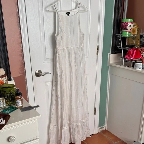 Torrid White Maxi Dress - Picture 1 of 8
